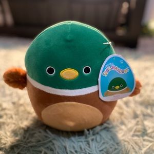 Avery The Mallard 8 inch Squishmallow